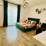 Exclusive View Studio